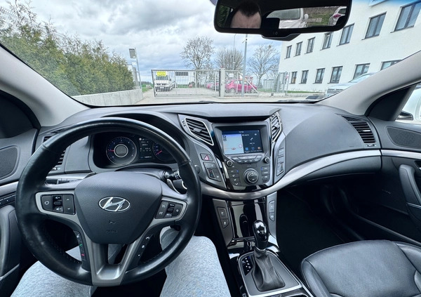 Hyundai i40 cena 59500 przebieg: 148460, rok produkcji 2019 z Chełmża małe 301